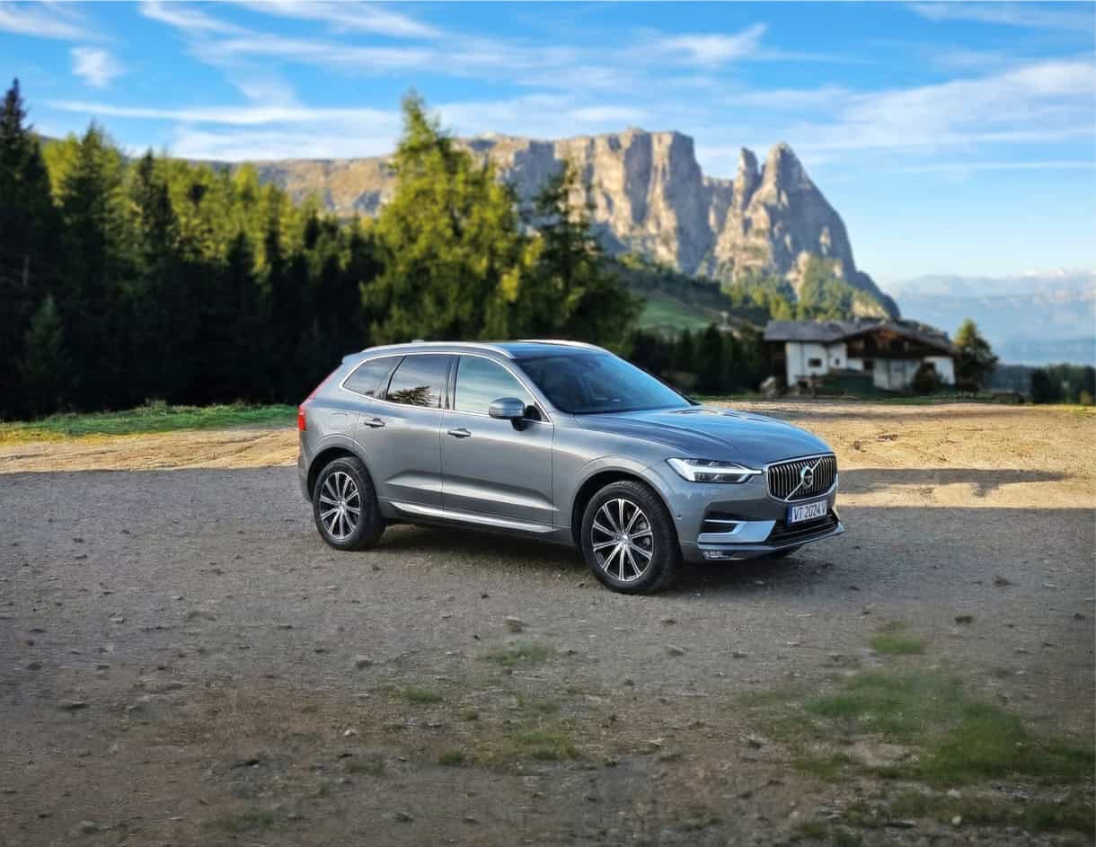 alpe di sisui sesier alm parking lot compatsch