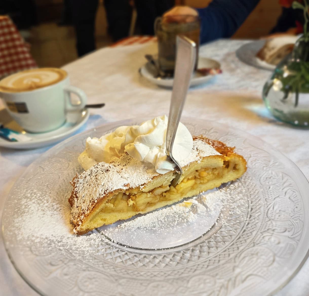 Sweet Summit: 8 Must-Try Desserts in South Tyrol & the Dolomites 3 Apfelstrudel in a mountain hut in the Dolomites.