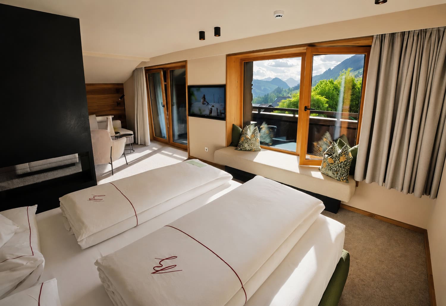 der boglerhof nature suite bed view