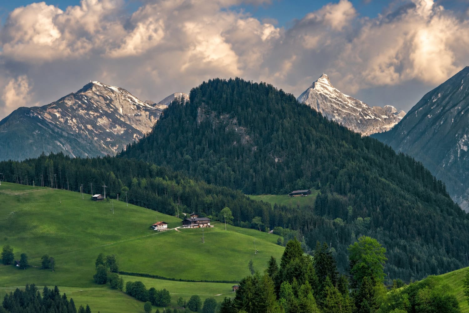 hotel boglerhof mountains balcony view
