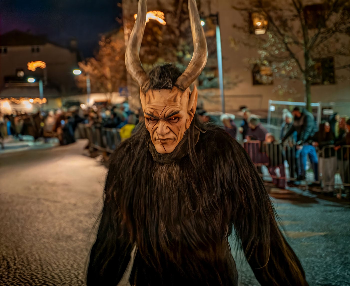 krampus dark street