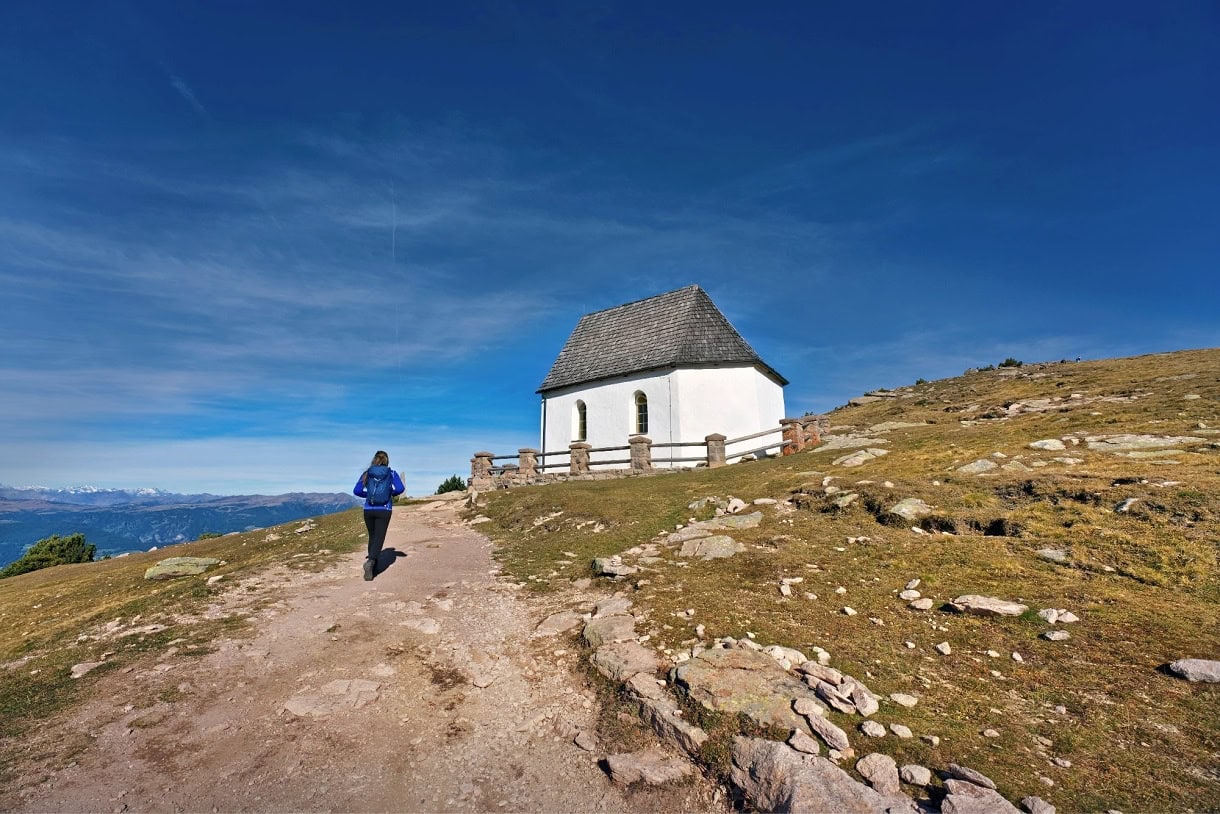 resciesa holy cross chapel