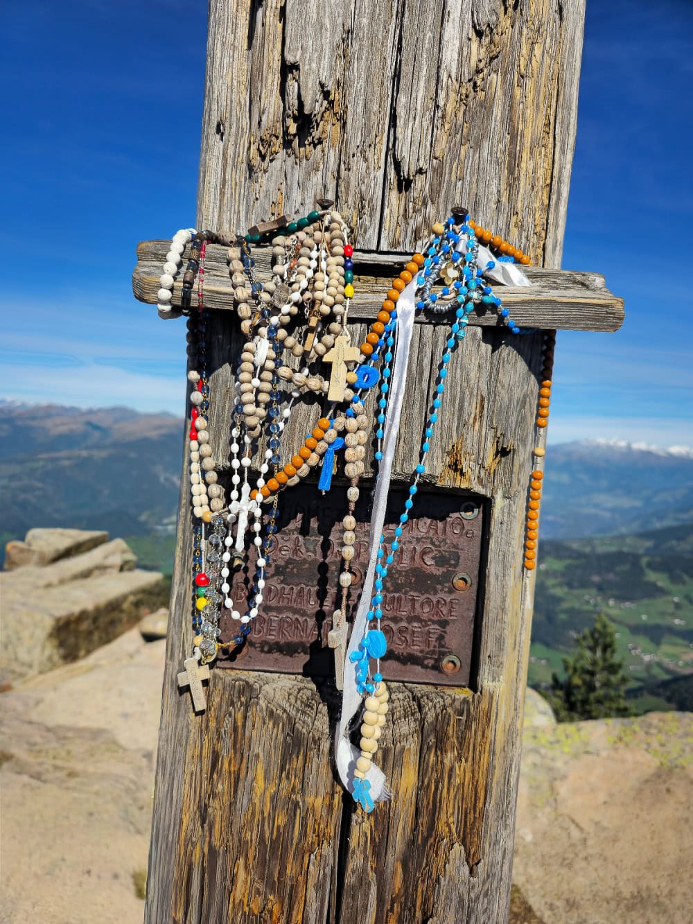 resciesa summit cross rosaries