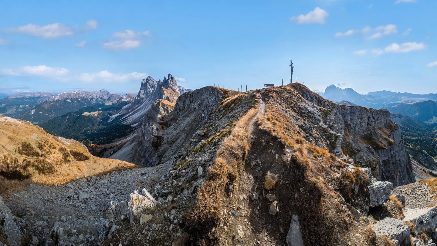 Hiking Seceda: Your 2026 Guide to the Dolomites' Most Iconic Peaks 13 seceda summit panorama