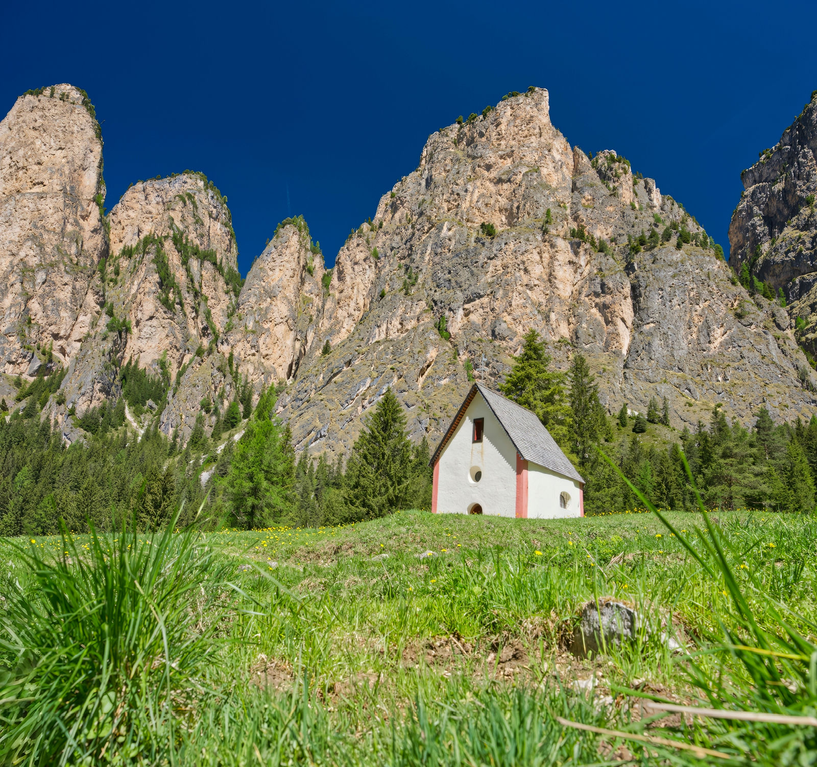st slyvester chapel vallunga