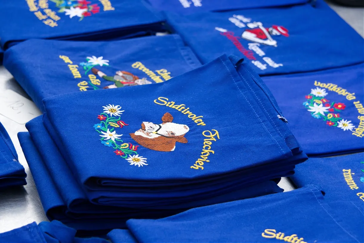 sudtirol farmers aprons