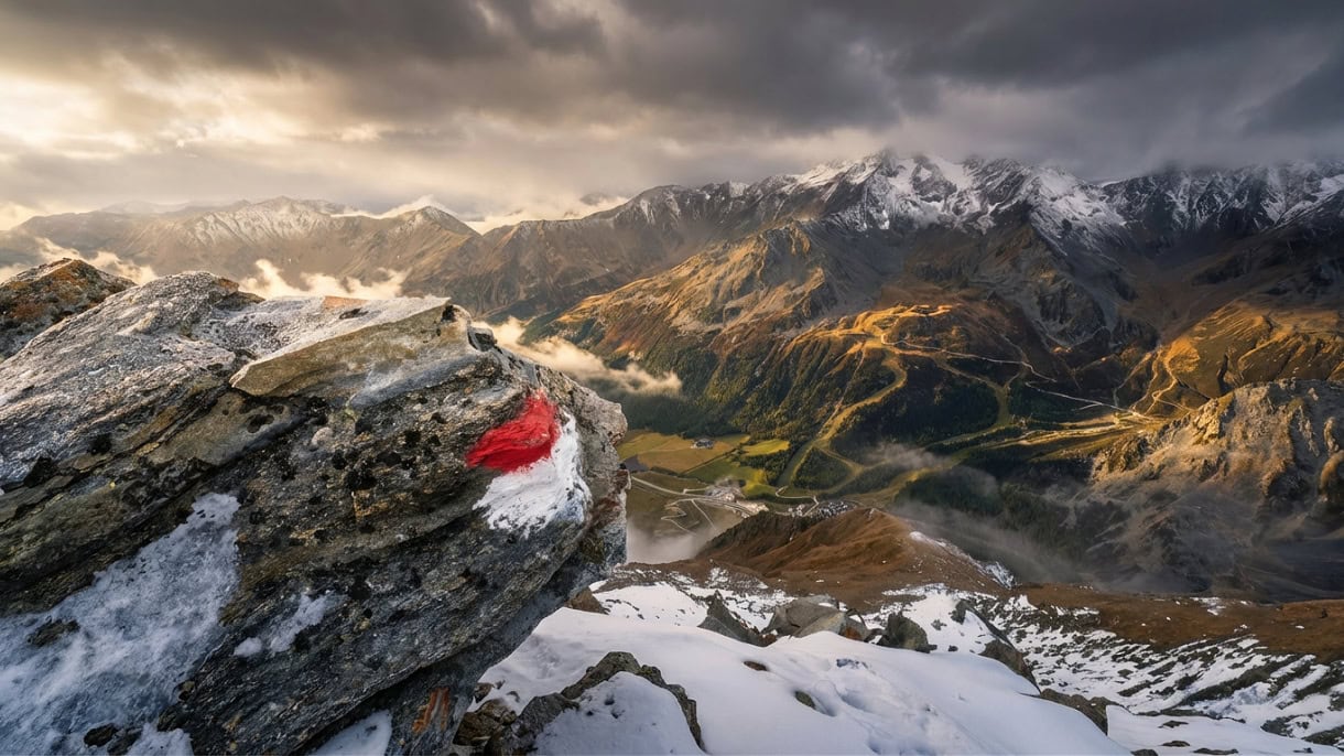 trail marker schnalstal south tyrol