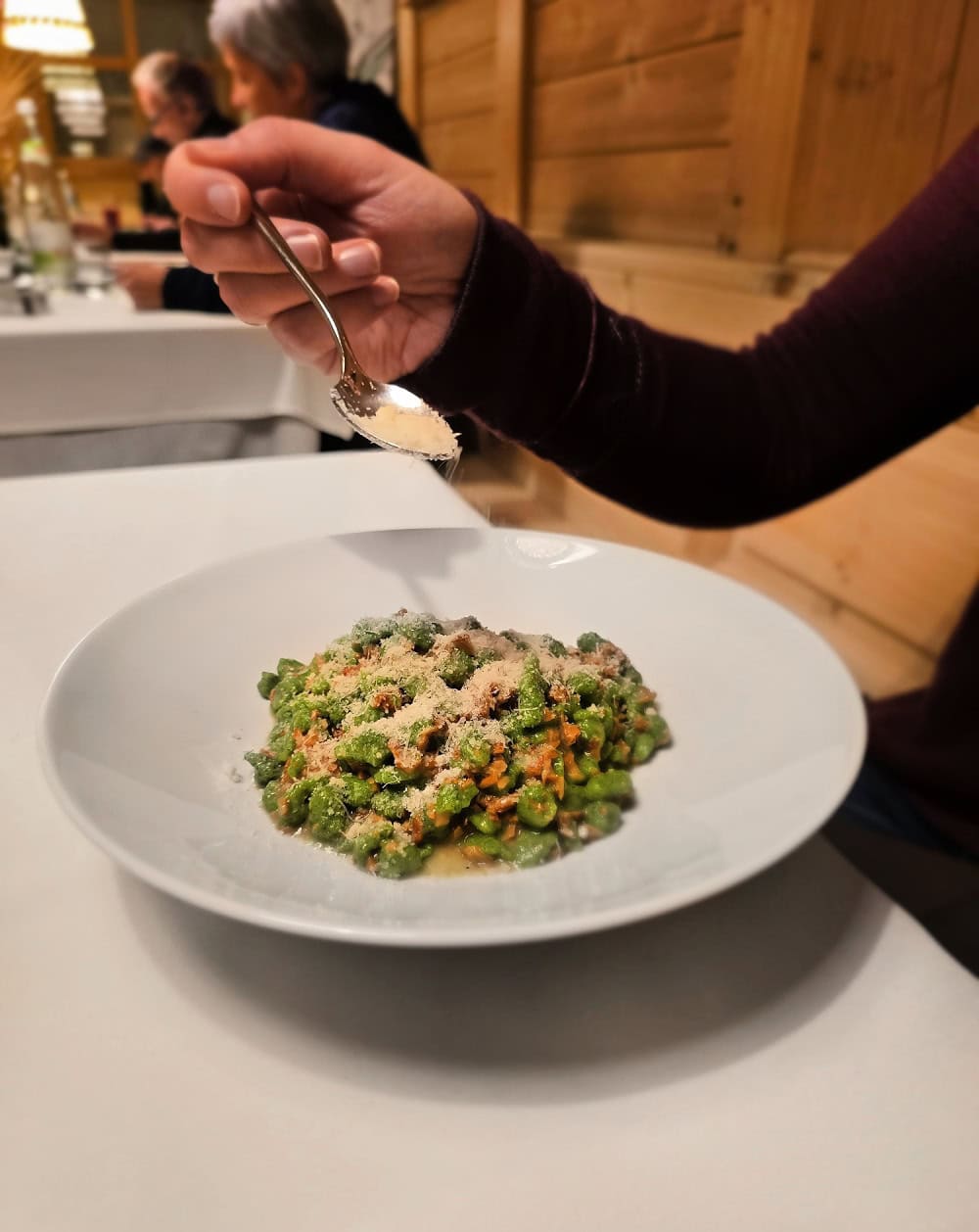 utia de borz spinatspatzle