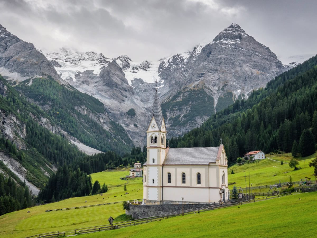vinschgau val venosta trafoi church